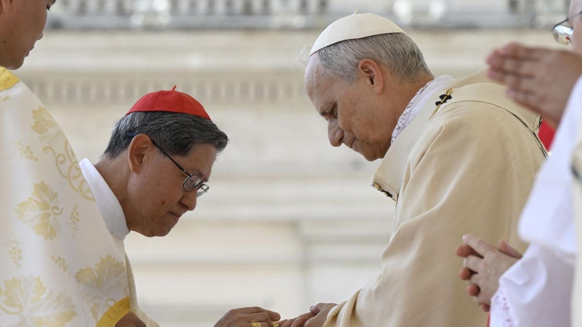 Este é o Anel do Pescador que o Papa Leão XIV recebeu em sua missa papal.