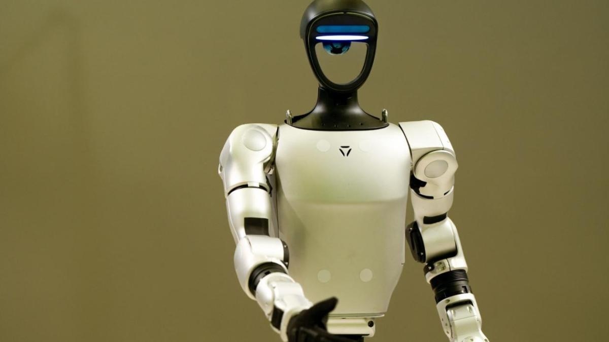 Aura, il nuovo umanoide dell'Università delle Ande, arriva per trasformare la ricerca e la formazione.