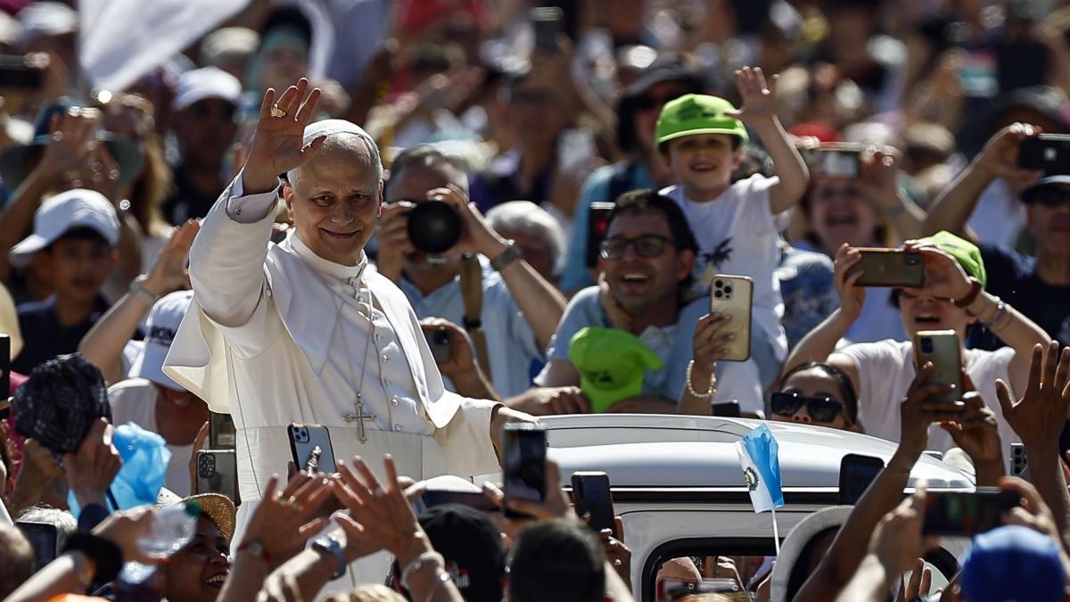 Monseñor José Roberto Ospina Leongómez, designado por el Papa como administrador del Obispado Castrense