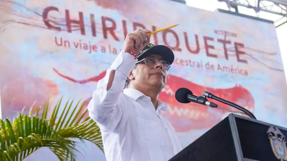 President Petro's message to Miguel Uribe Turbay: "I want you to recover and hug your children again."