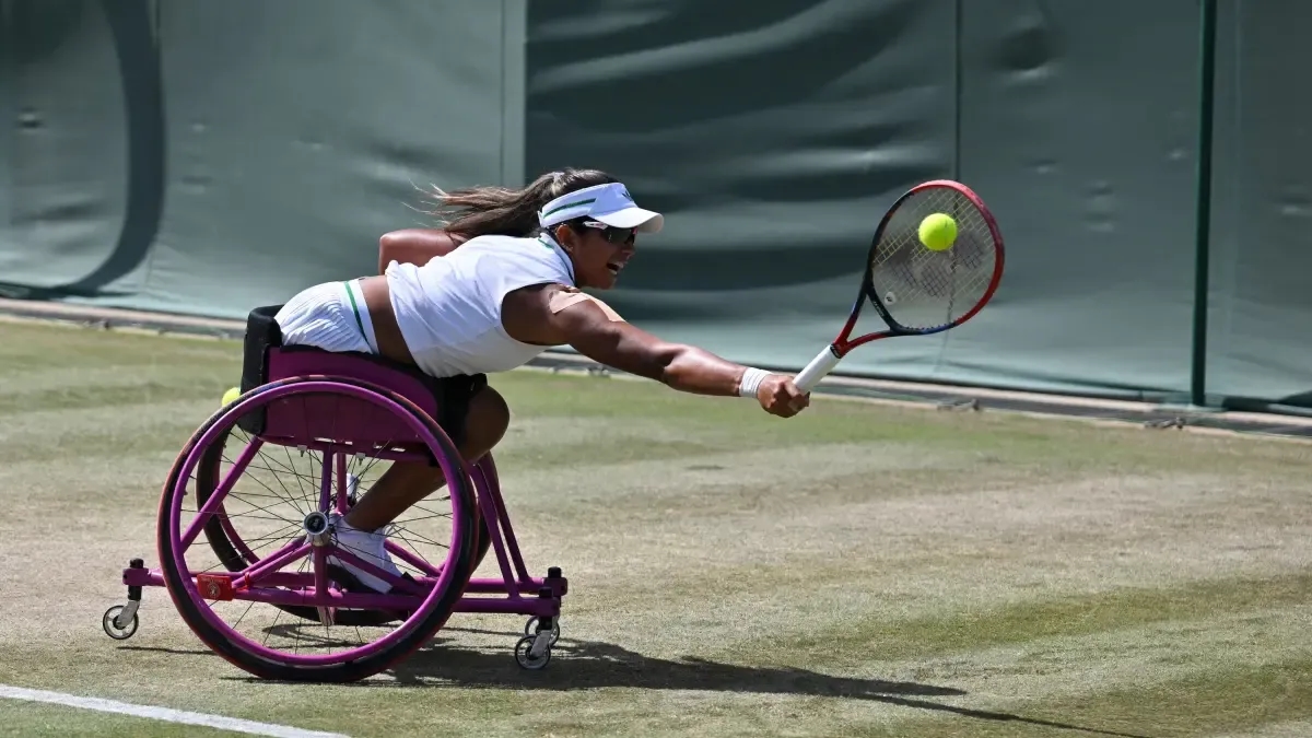 Angélica Bernal continua sonhando alto: ela almeja o marco mais precioso de sua carreira na Catedral de Wimbledon.