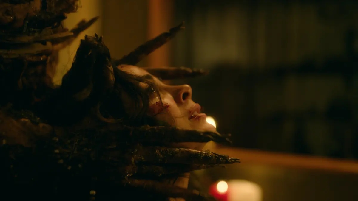 'Rosario: Cursed Inheritance', een horrorfilm met een Latijns-Amerikaanse ziel die nu in de bioscoop draait.