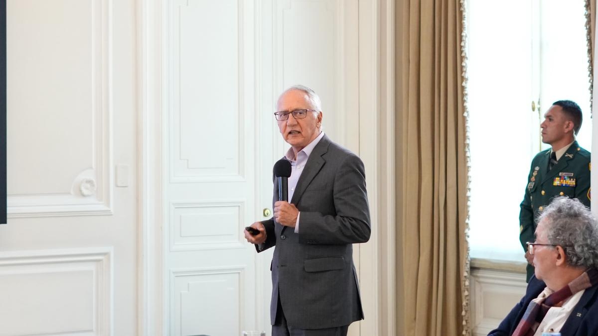 Il governo ha approvato il Conpes 4170 con l'obiettivo di generare un quadro giuridico per produrre vaccini e medicinali nazionali