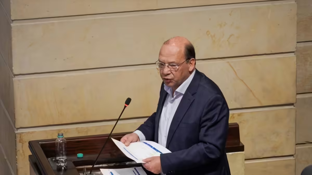 Las apuestas del Gobierno para emitir presupuesto por decreto: ¿qué pasará si no se aprueba monto antes del 15 de septiembre?