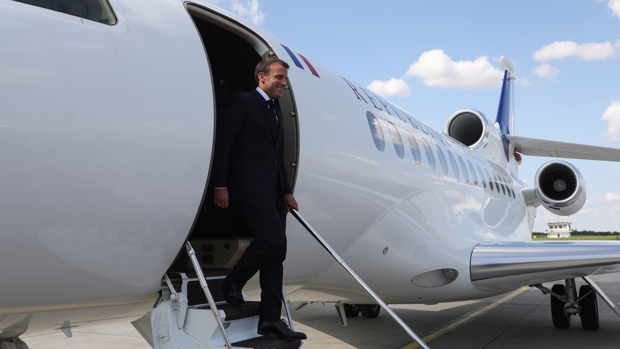 "İş birliğini güçlendirmek": Emmanuel Macron, 15 Haziran'da Donald Trump'ın gözdesi olan Danimarka toprağı Grönland'ı ziyaret edecek