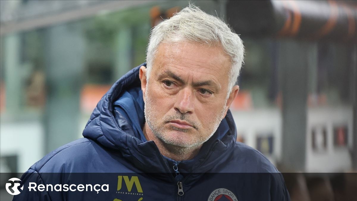 Fenerbahçe wint en Mourinho behoudt een sprankje hoop op de titel