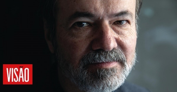 “Somos viciados em pressa. Se a internet falha, ficamos neuróticos. Somos bárbaros de uma nova era”