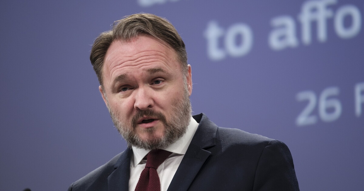 A Comissária Europeia para a Energia explica o que significa nunca mais com a Rússia