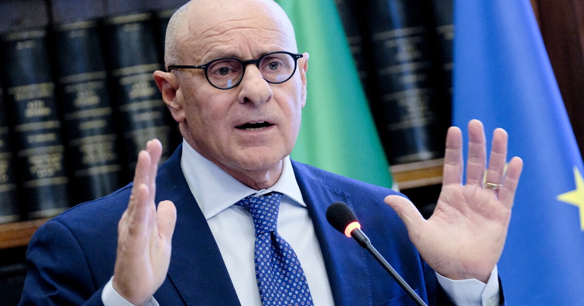 Rampelli y Ciocchetti en podcasts matutinos y YouTube, FdI apunta a la carrera con Gualtieri