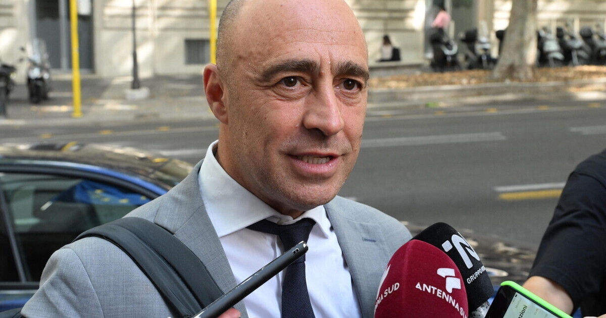Il sindaco di Taranto Bitetti si è dimesso dopo le contestazioni sull'ex Ilva