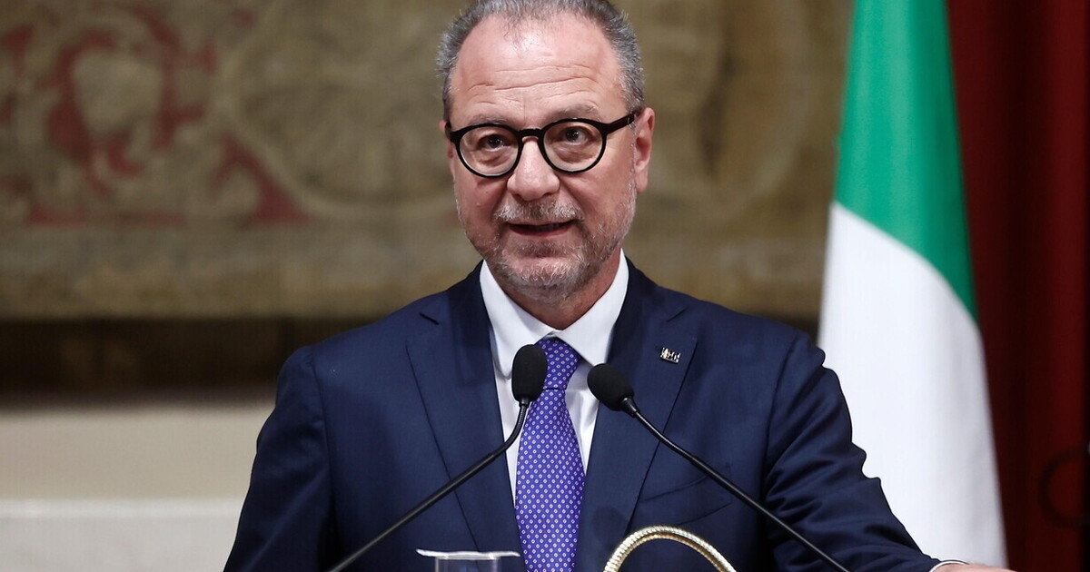 Parla Mulé (FI): “Salvini inconcludente. Sui rom fa chiasso, pensa solo ai like. La soluzione non è bruciare tutto”