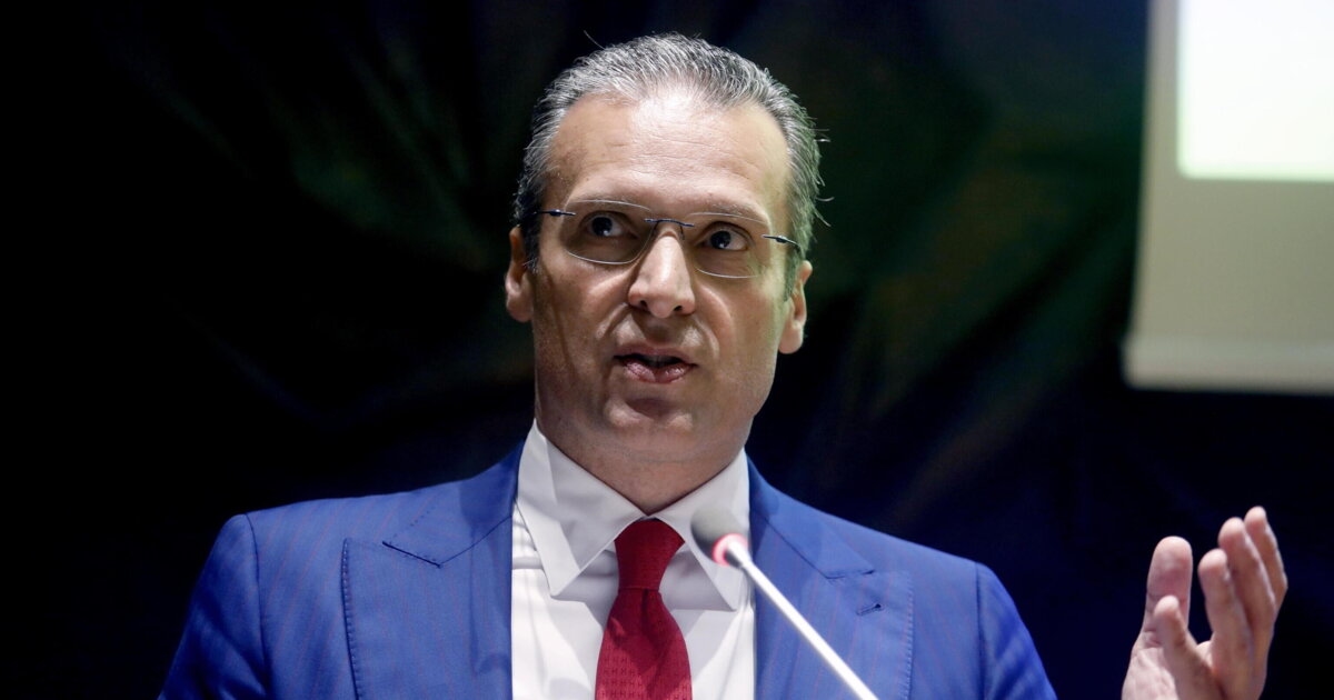 Вариант Мауро Мичилло относительно будущего Mediobanca набирает силу