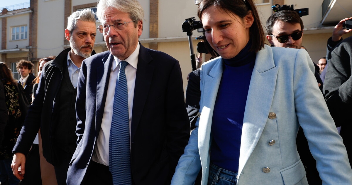 Uma mudança reformista da Toscana para o Partido Democrata sobre o risco da desindustrialização.