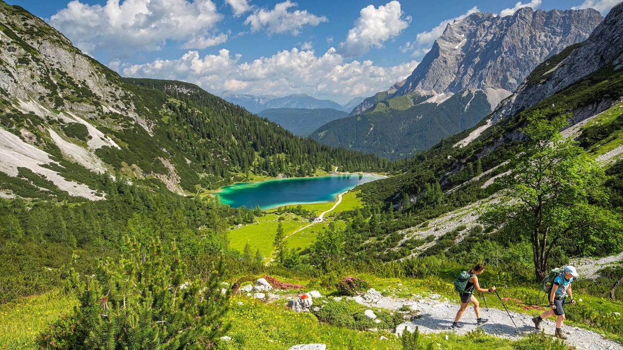 Perfect cooling: The most beautiful mountain lakes