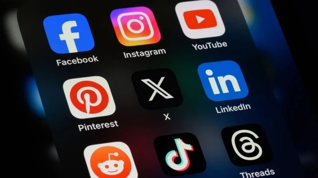 Band throttling for social media apps has been removed