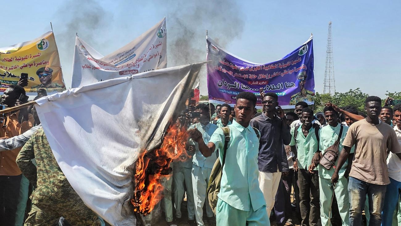 Soudan : Des doutes subsistent quant au calme au Soudan malgré le cessez-le-feu annoncé unilatéralement.