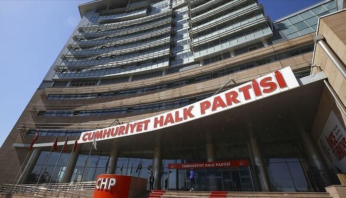 Une veillée a commencé au siège du CHP ! 3 000 masques à gaz, citrons, pâtes et biscuits ont été stockés contre la décision de « nullité absolue ».