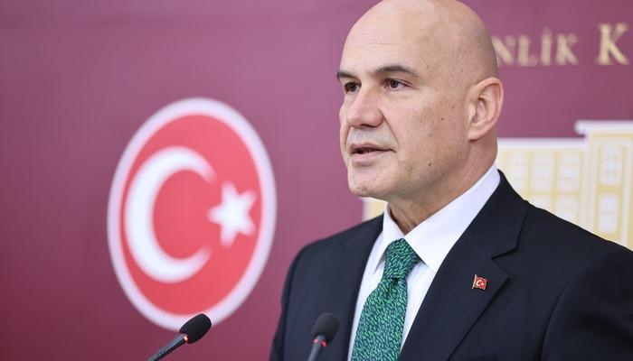 Turhan Çömez van de İYİ-partij: "Er vinden momenteel onderhandelingen achter gesloten deuren plaats, die al maanden duren."