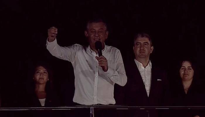 El líder del CHP, Özgür Özel, atacó al ministro: "¡Se creará el Tribunal Supremo y usted será juzgado en el Tribunal Supremo!".