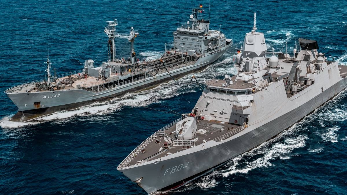 NATO Ships in the Baltic Sea: A Clear Signal to Moscow