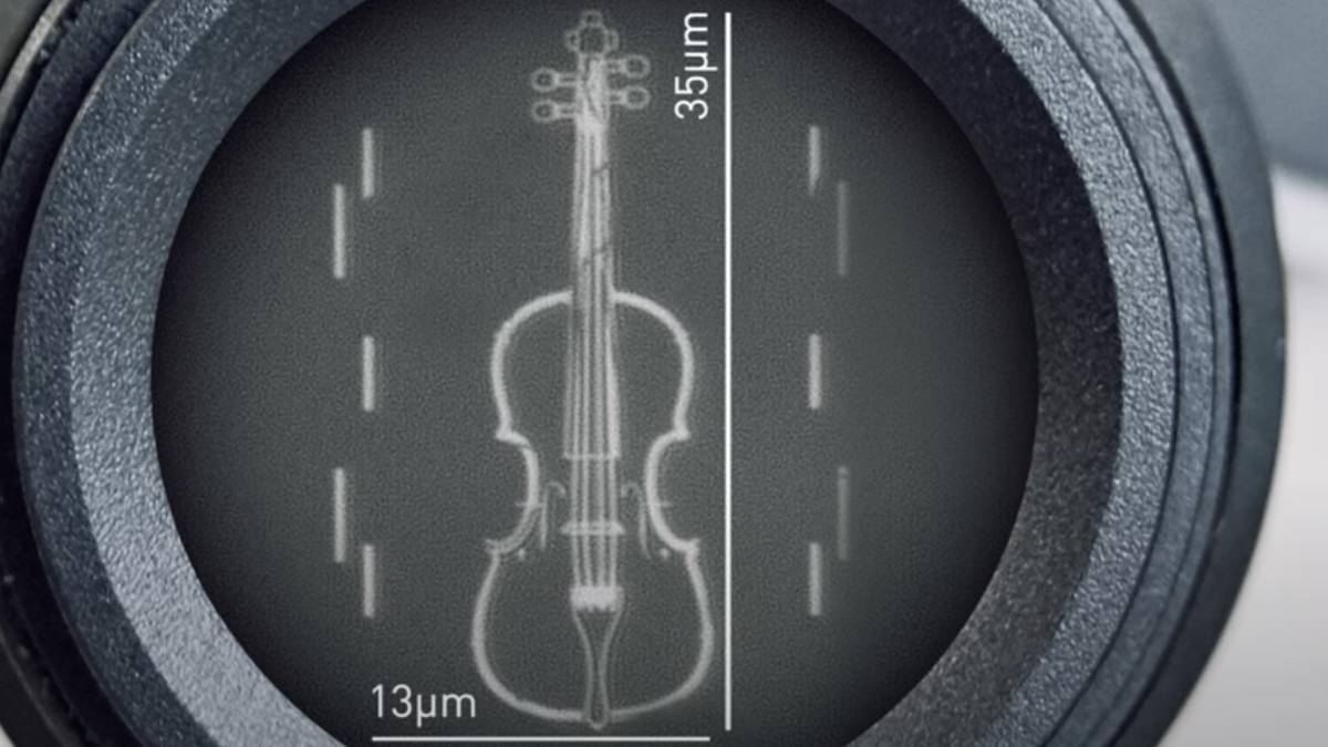 O menor violino do mundo foi criado. Ele não pode ser visto a olho nu