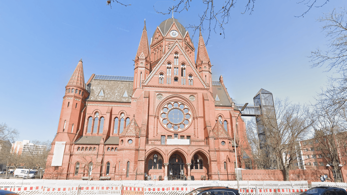 Een evangelische predikant leidde een ceremonie voor vier mannen. De kerk neemt afstand.