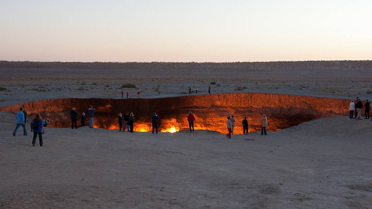 The "Gates of Hell" Are Closing. Turkmenistan Puts Out a Massive Fire