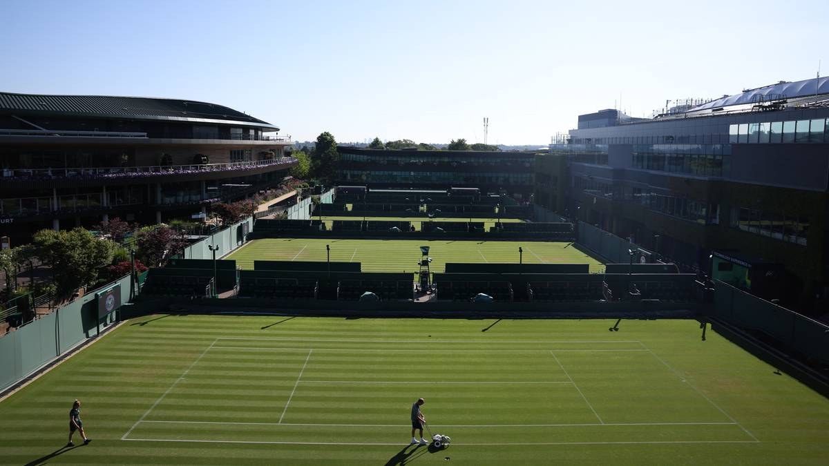Wimbledon en línea. Retransmisión de partidos desde la pista número 15 - 01:07