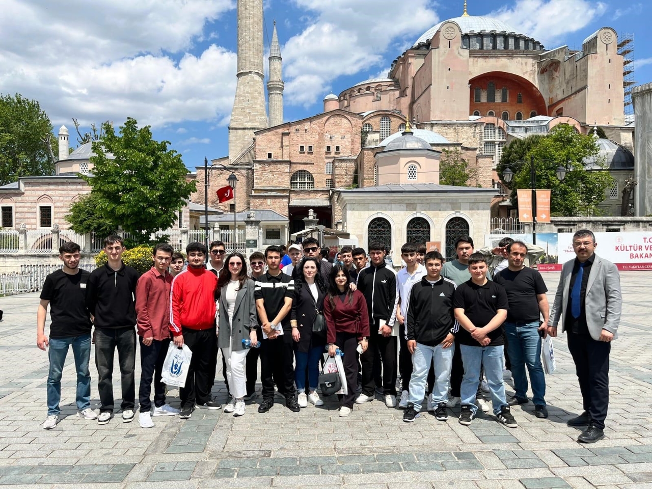 Kulturreise vom Distriktgouvernement Dilovası nach Istanbul