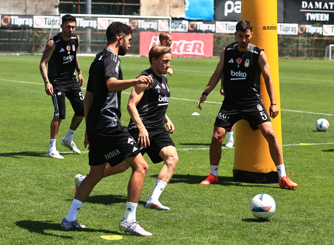 Beşiktaş kontynuował przygotowania do meczu z Rizesporem
