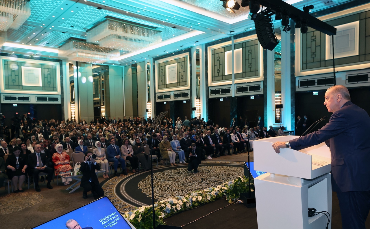 Prezydent Erdoğan: „Ogłaszamy okres 2026–2035 Dekadą Rodziny i Ludności”