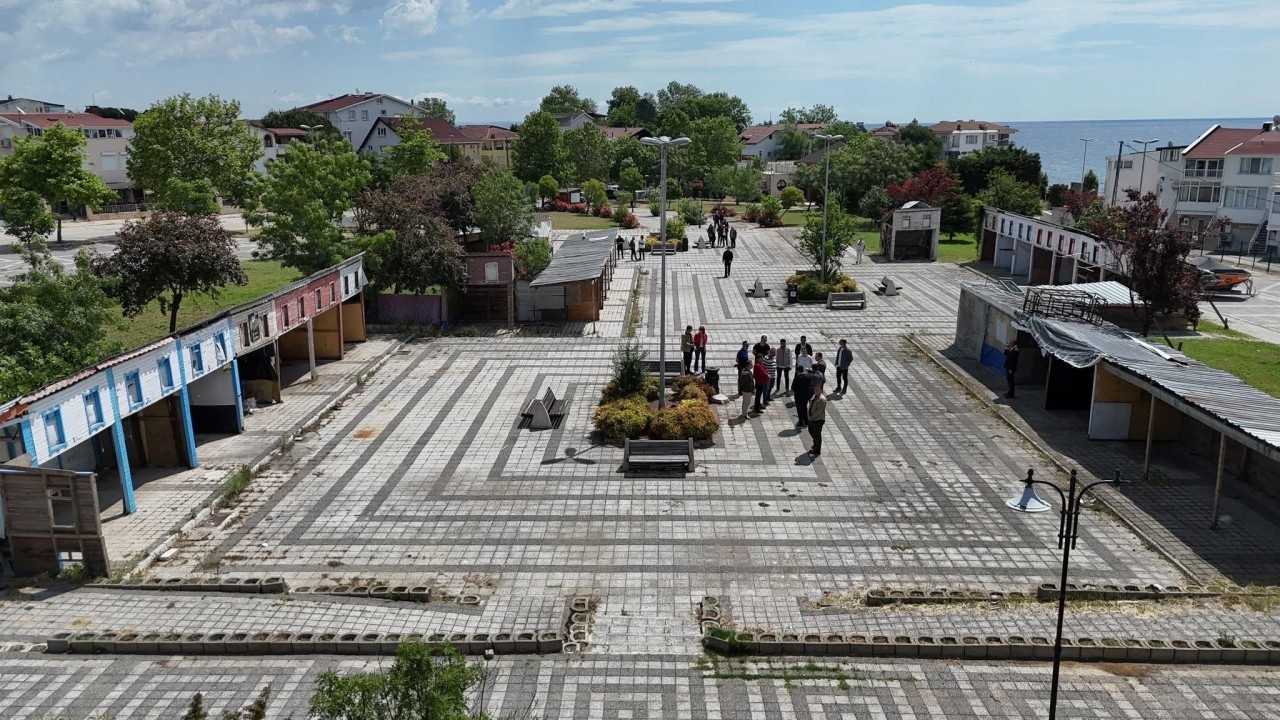Le marché nocturne de Gümüşyaka à Silivri est en cours de rénovation