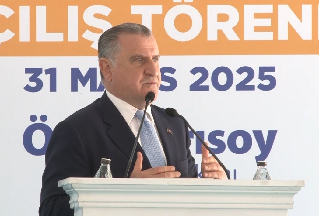 Minister Bak: "Het servicegebied waar we de meeste feedback van gezinnen in Turkije over krijgen, zijn zwembaden"