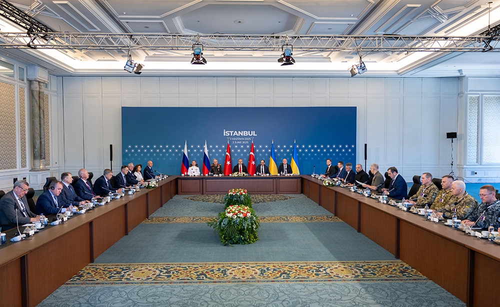 Kritisches Treffen in Istanbul hat begonnen