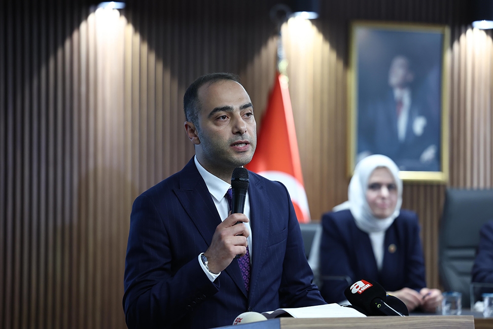 Der stellvertretende Bürgermeister von Gaziosmanpaşa, Eray Karadeniz, wurde gewählt