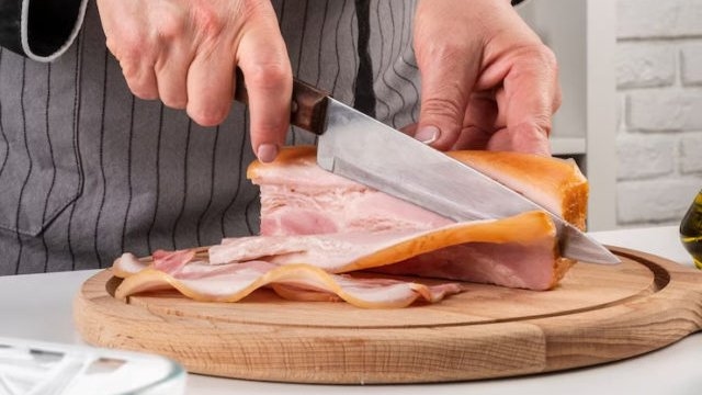По данным науки, такое количество бекона представляет риск для здоровья мозга.