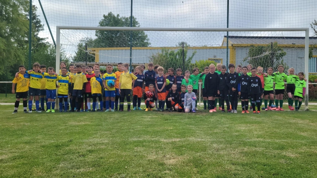 Fútbol: Montier termina con una nota falsa