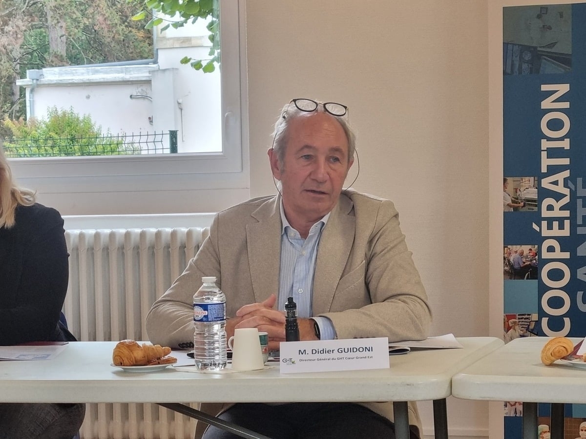 Is the director of the GHT Cœur Grand Est leaving?