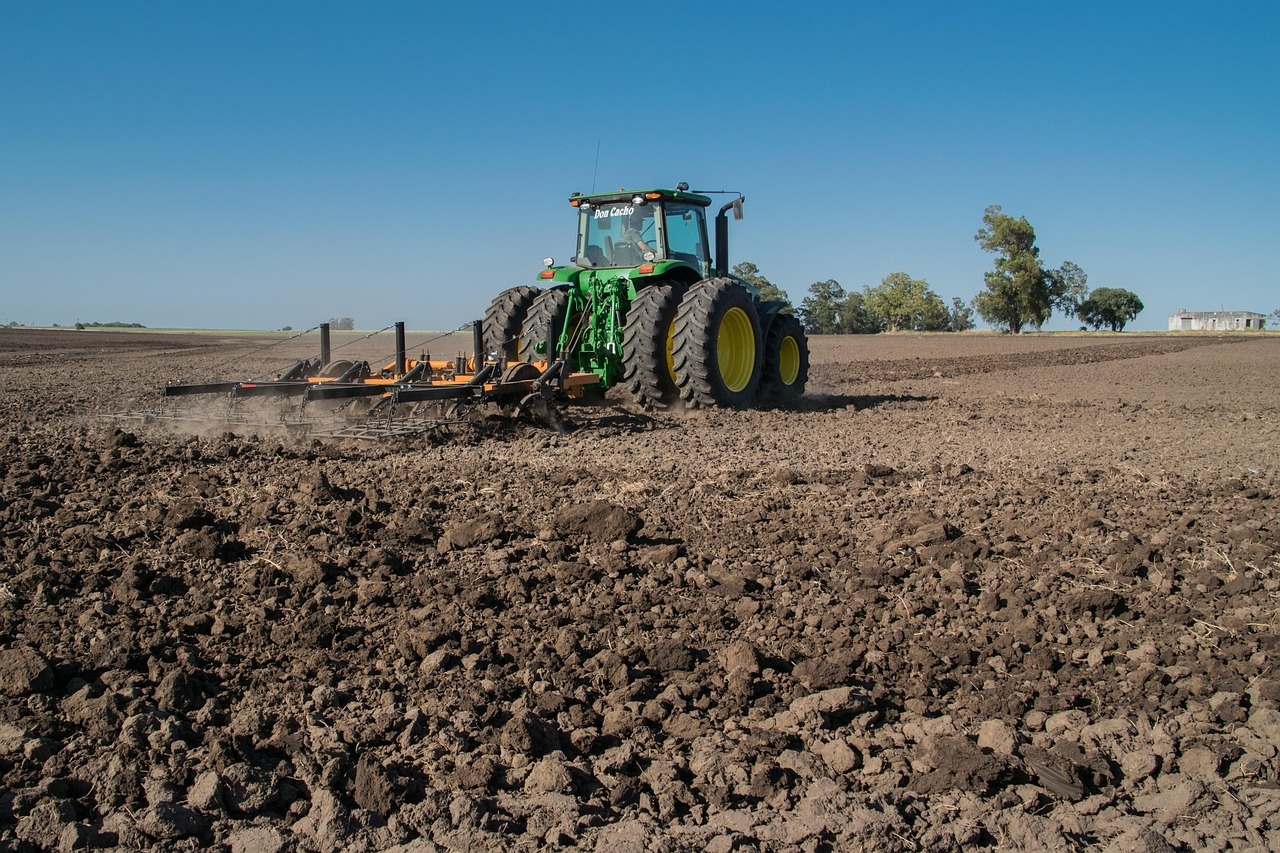 Roba un GPS agrícola en Aube y acaba entre rejas