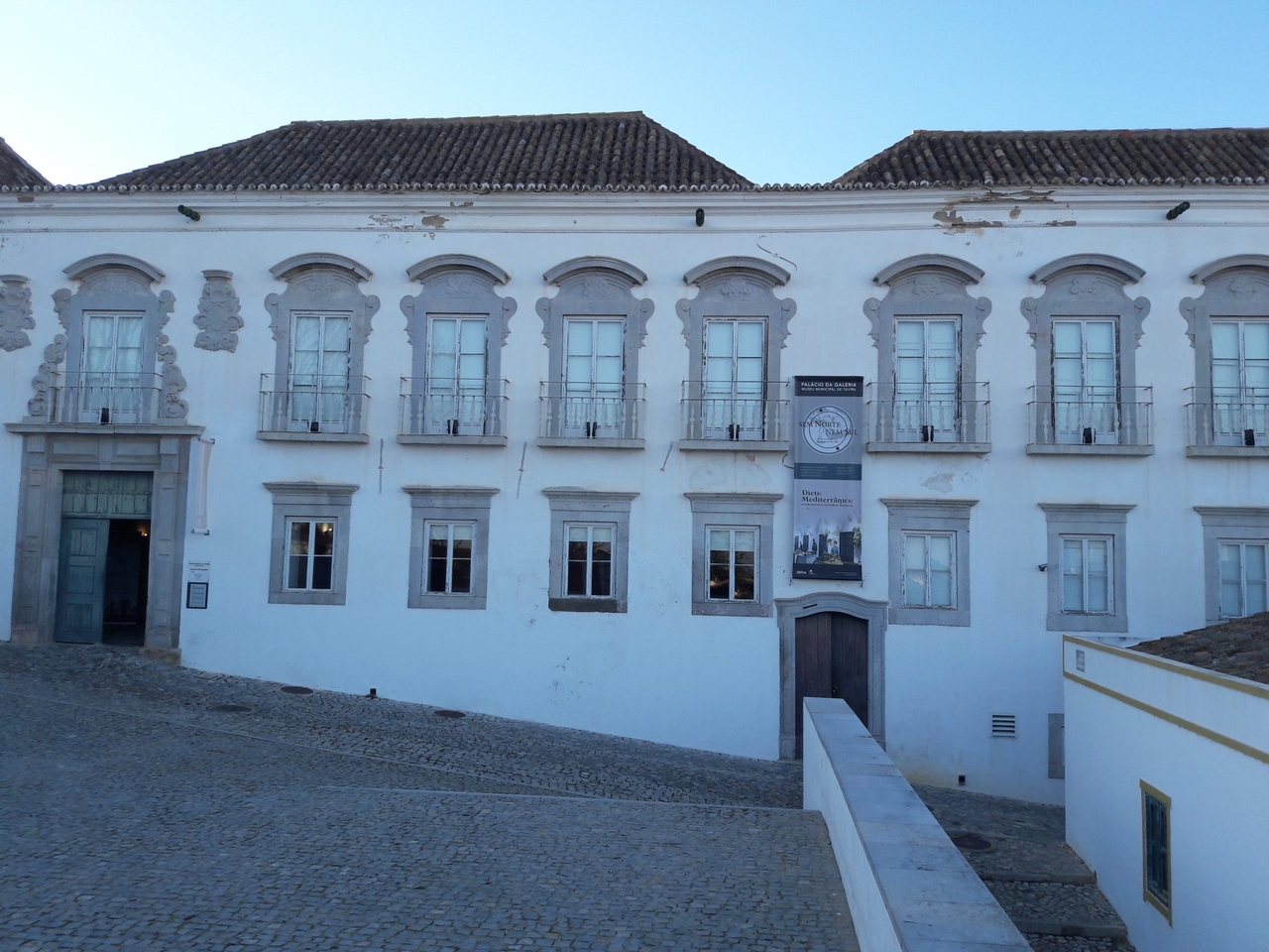 Tavira Museum opens exhibition “One Story, Six Views”