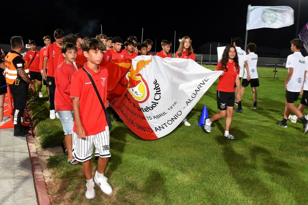 Cuatro mil jóvenes futbolistas compiten en la Copa Guadiana en VRSA