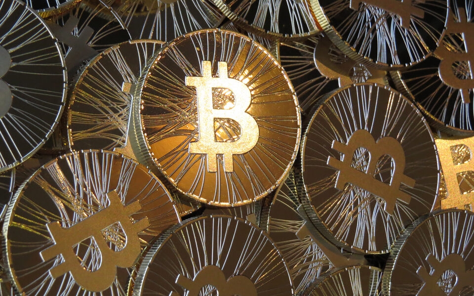 Un nuovo picco porta Bitcoin al massimo storico