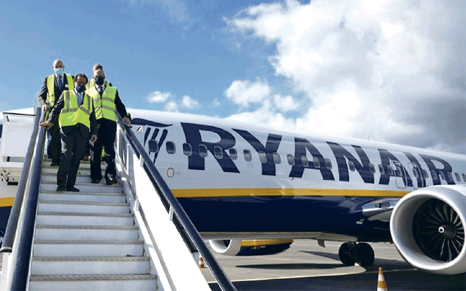 Ryanair aumenta i prezzi estivi fino al 6%