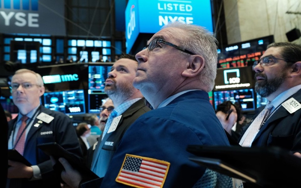 Wall Street bir trend tanımlamadan başlıyor