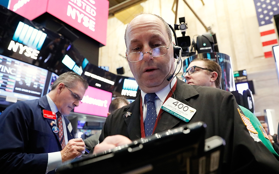 Wall Street con solo el Dow Jones en territorio negativo