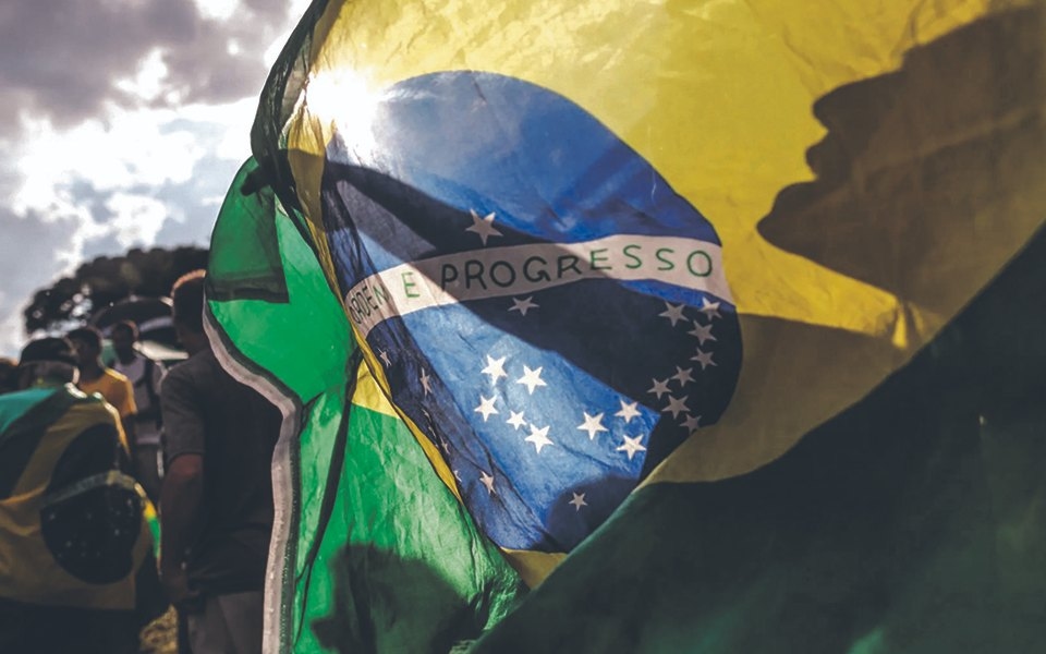 Brasil prepara emisión inédita de deuda pública en yuanes en China