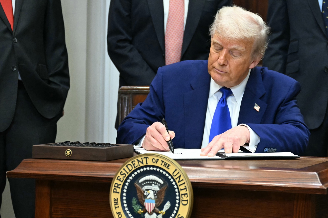 Жилье и питание под угрозой из-за того, что Трамп отзывает социальные услуги Medicaid