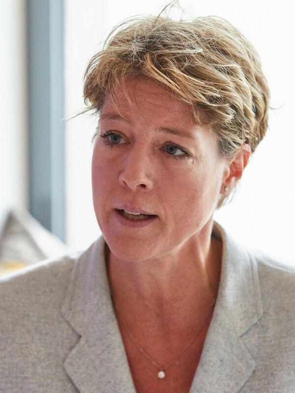 On New Year's Eve, two children of entrepreneur Block are dragged into a car in Denmark.