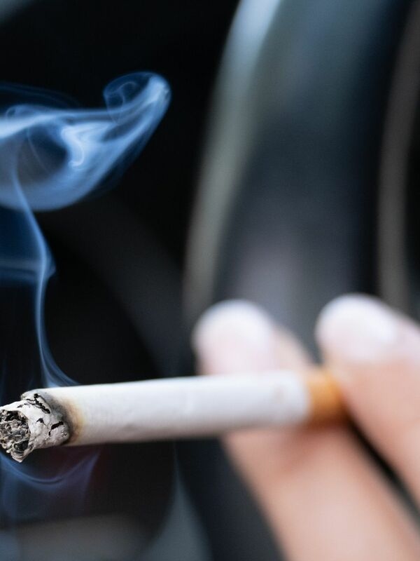 Rzucenie palenia: Dla wielu osób droga do tego celu jest trudna.
