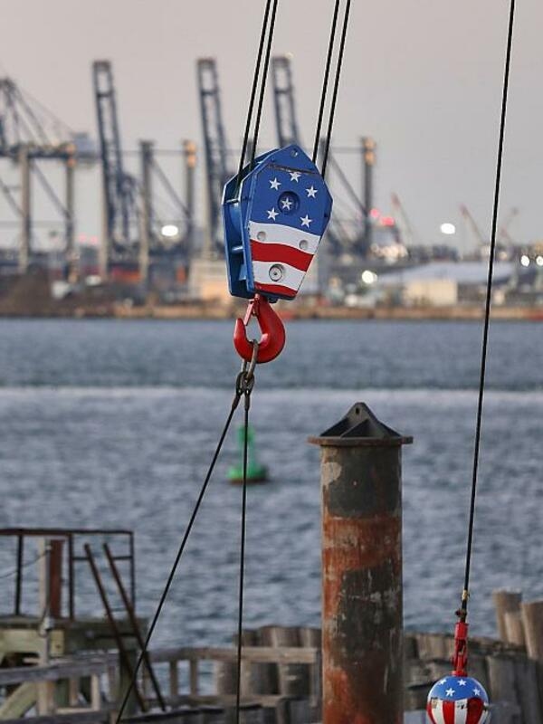 The European Commission plans to present a legislative proposal on Wednesday to reduce EU tariffs on industrial goods from the USA to zero.